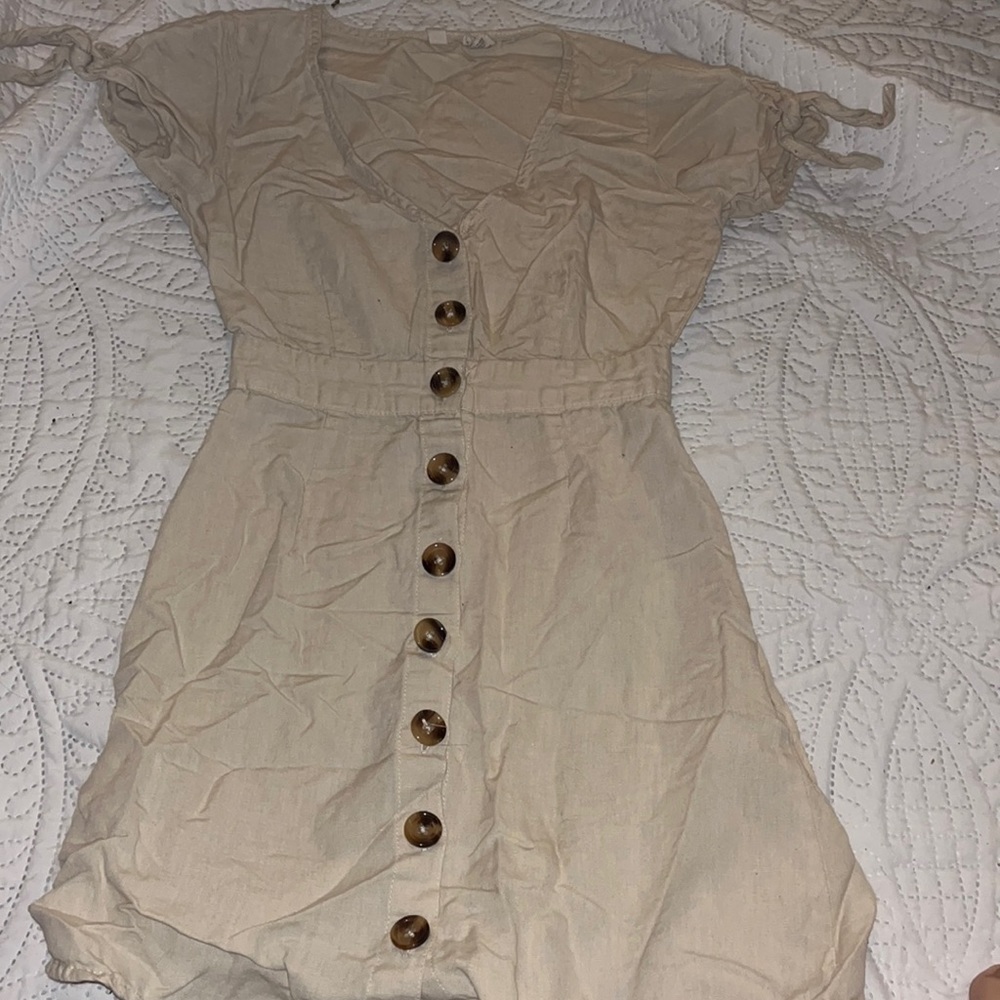 Sky and Sparrow Khaki Dress